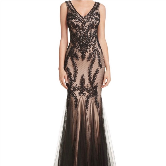 Betsy & Adam sautache mermaid gown never worn - Picture 2 of 9